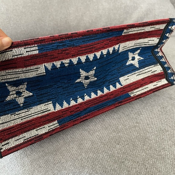 Slash sale🔥Dior book tote - Picture 8 of 13